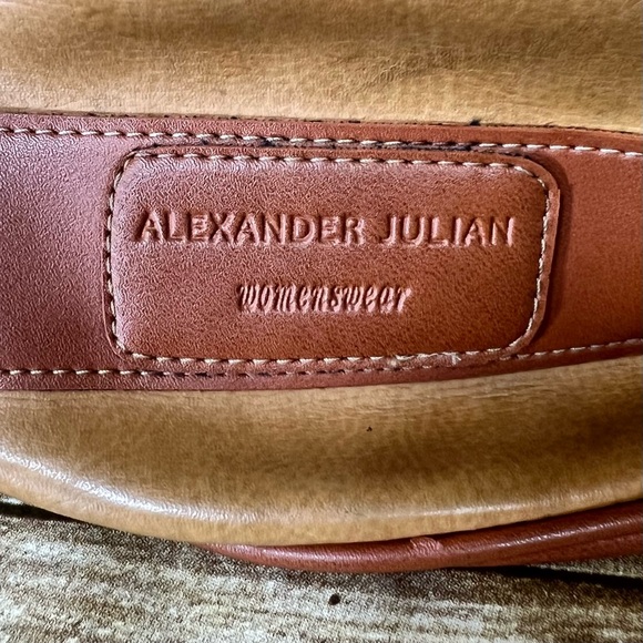 Alexander Julian Tan Bag - Picture 3 of 7